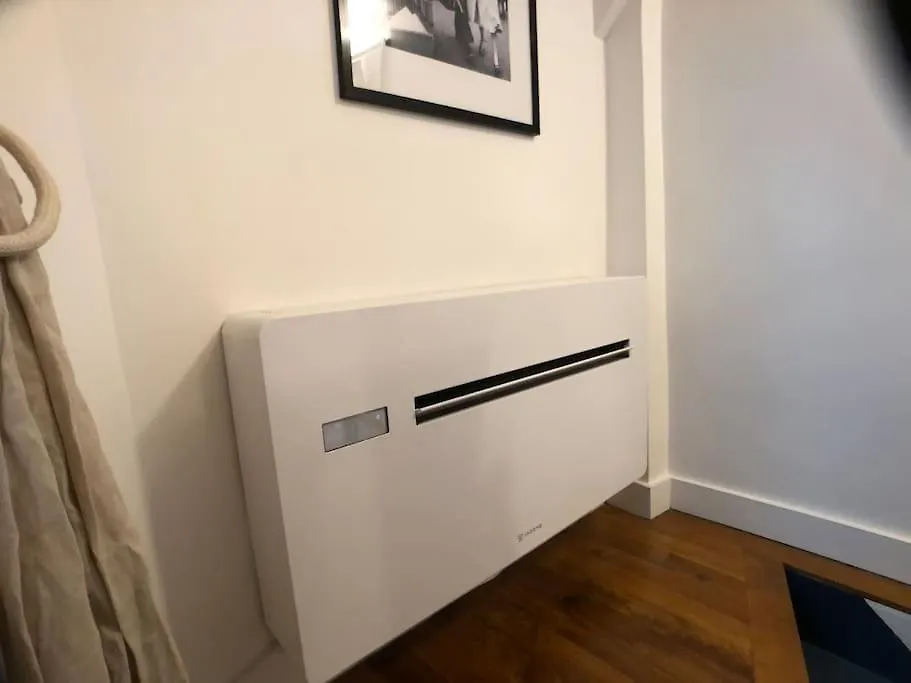 My Little House In Paris * Hypercentre * Climatise Apartment 0*,