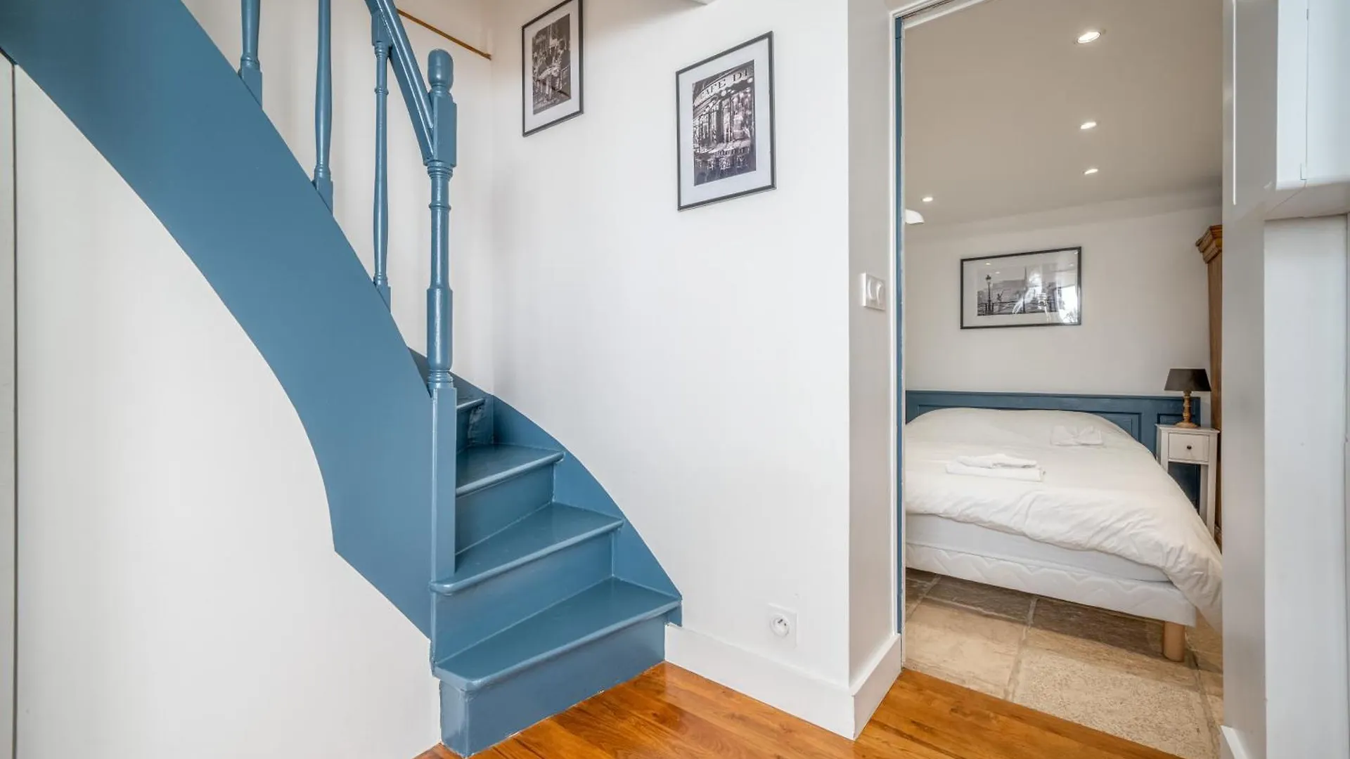 My Little House In Paris * Hypercentre * Climatise Apartment