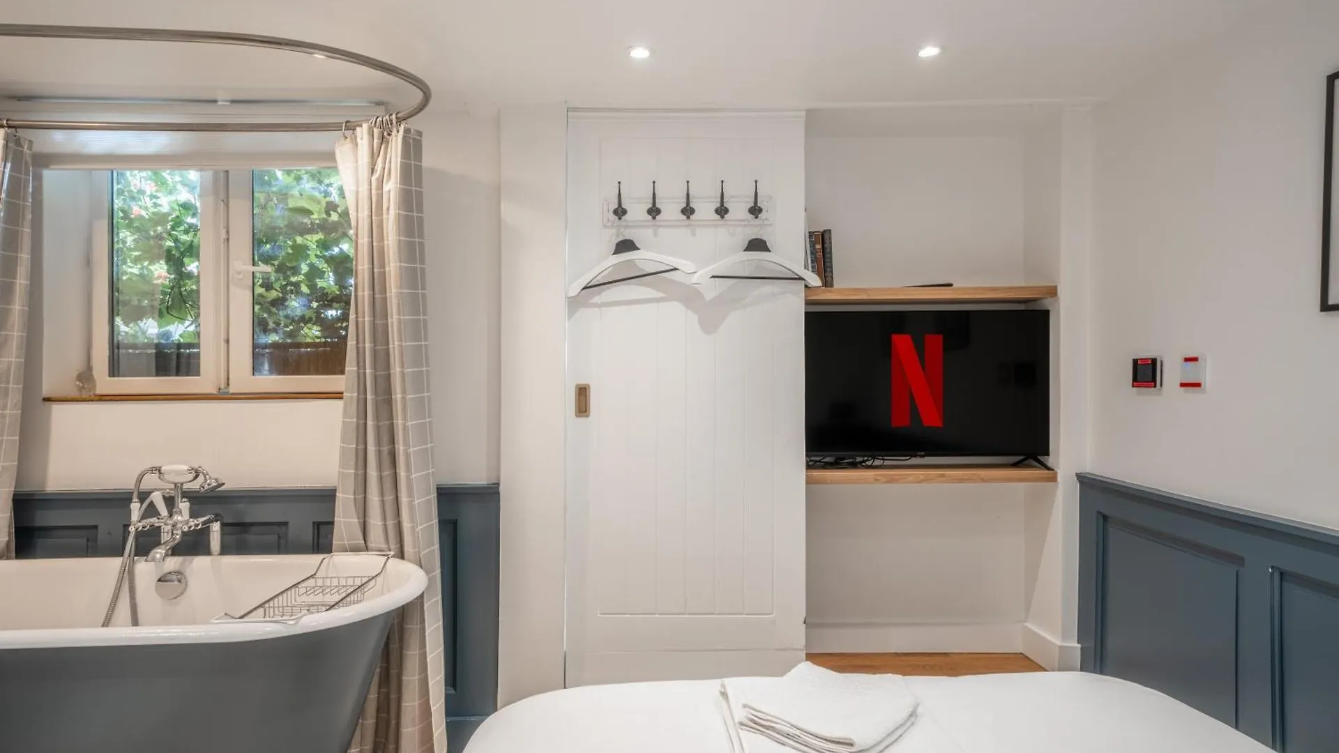 My Little House In Paris * Hypercentre * Climatise Apartment